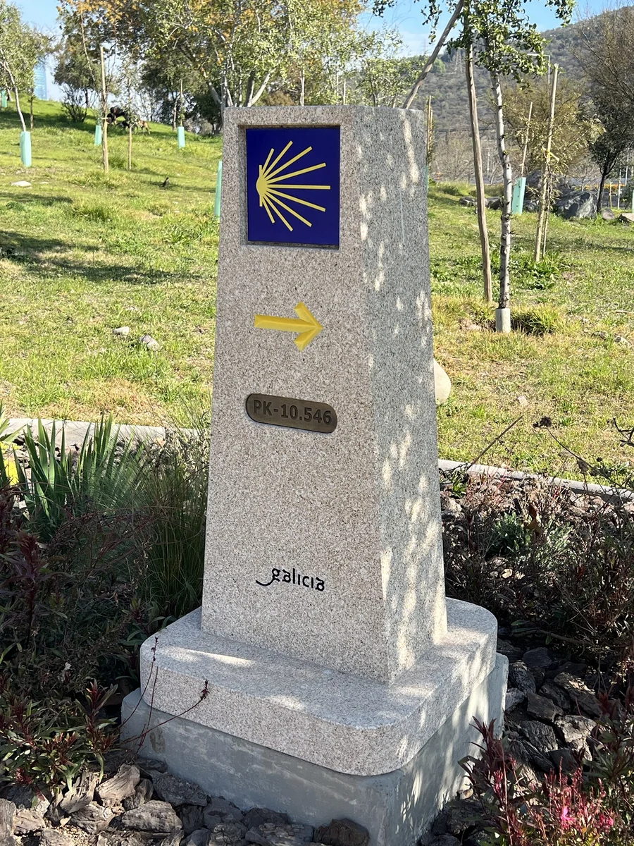 Monumento Nacional Hito del Camino de Santiago